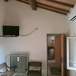 Affittacamere Casa Di Augusto Bomarzo